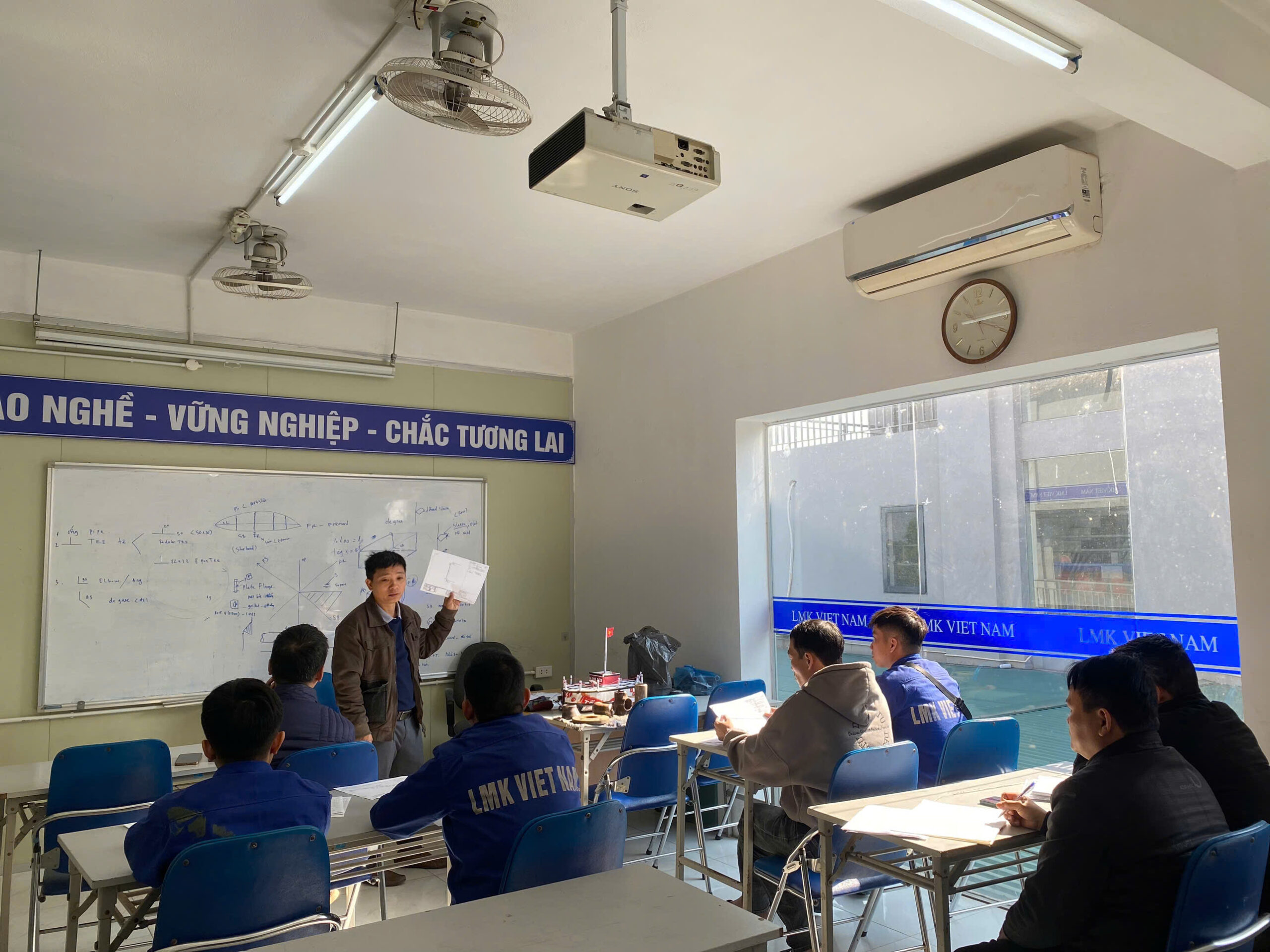 Vietnam Manpower Strengthens Technical Drawing Reading Skills for Lithuania Shipbuilding Candidates